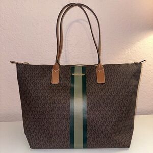 Michael Kors Jet Set Travel Large Top Zip Extra Large Tote Bag